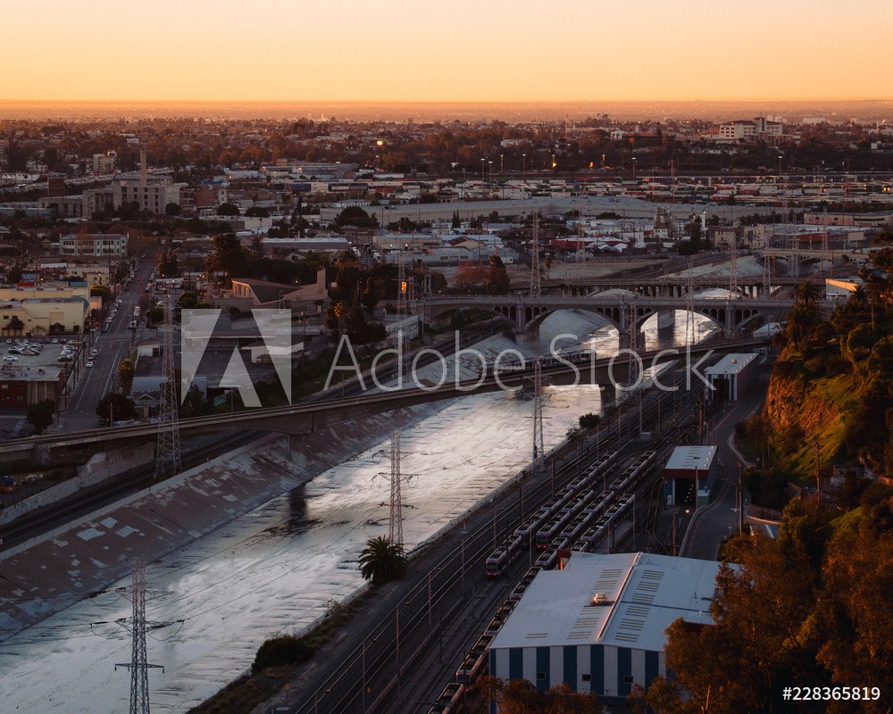 Elysian Park Reservoir from Wallmural | Wallpassion