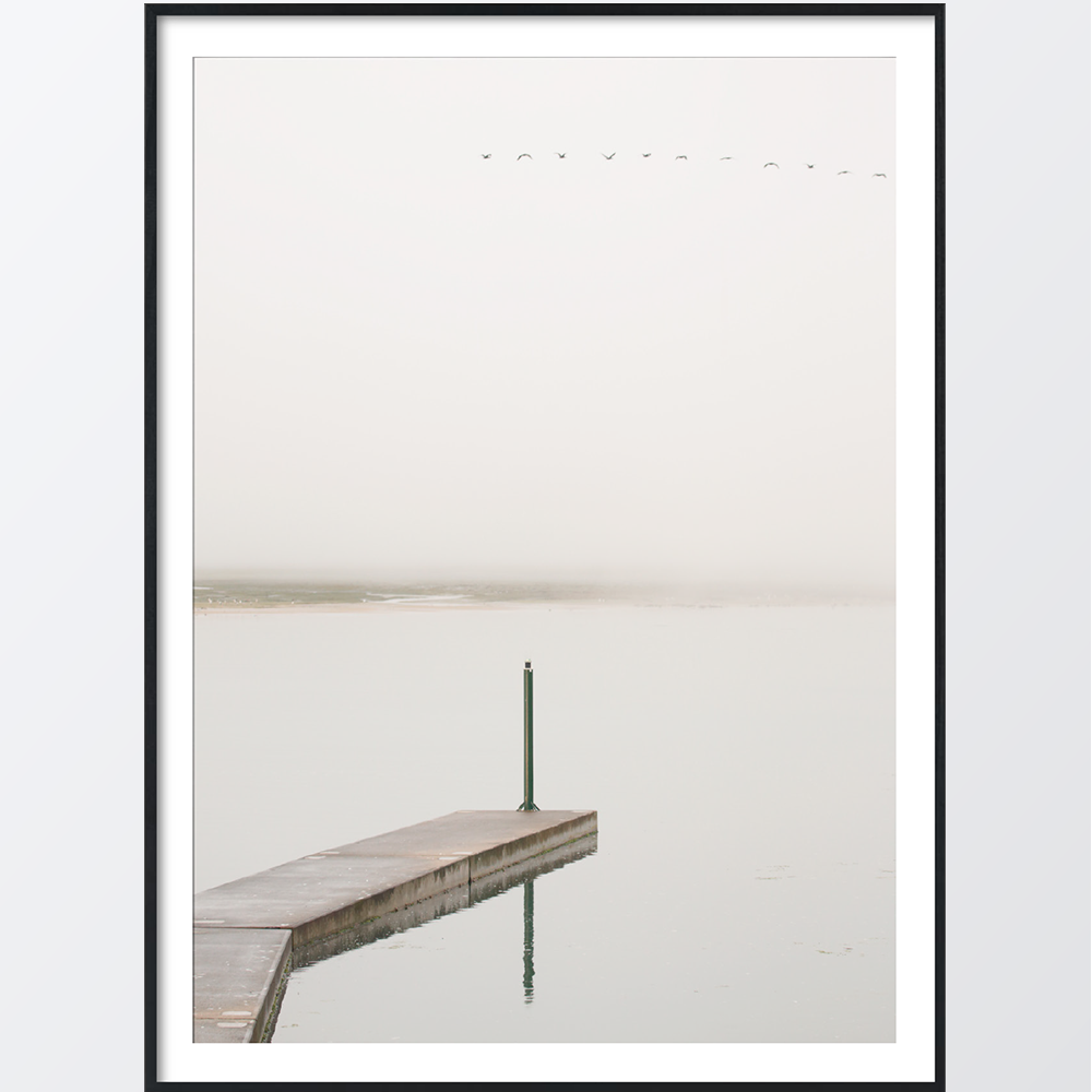 jetty-in-the-fog-juliste-valmistajalta-kotitapetti