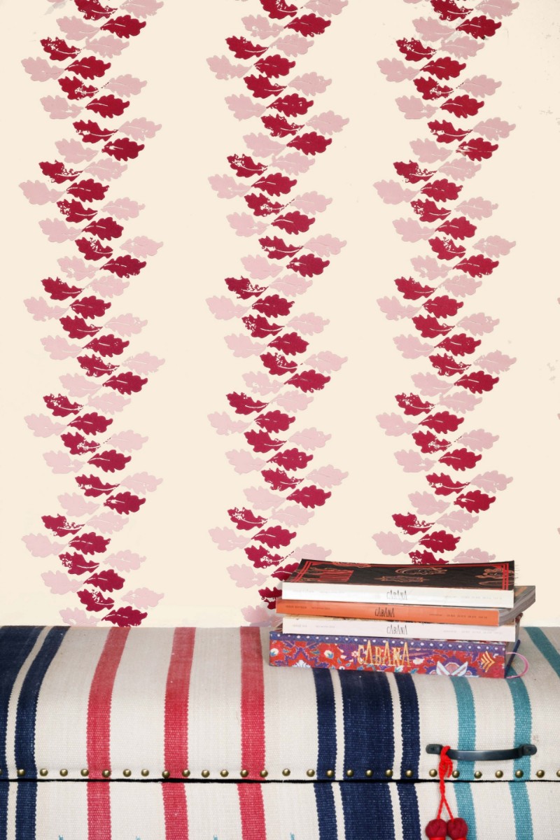 Picture of Oak Leaves - Red/Pink - BG2700102