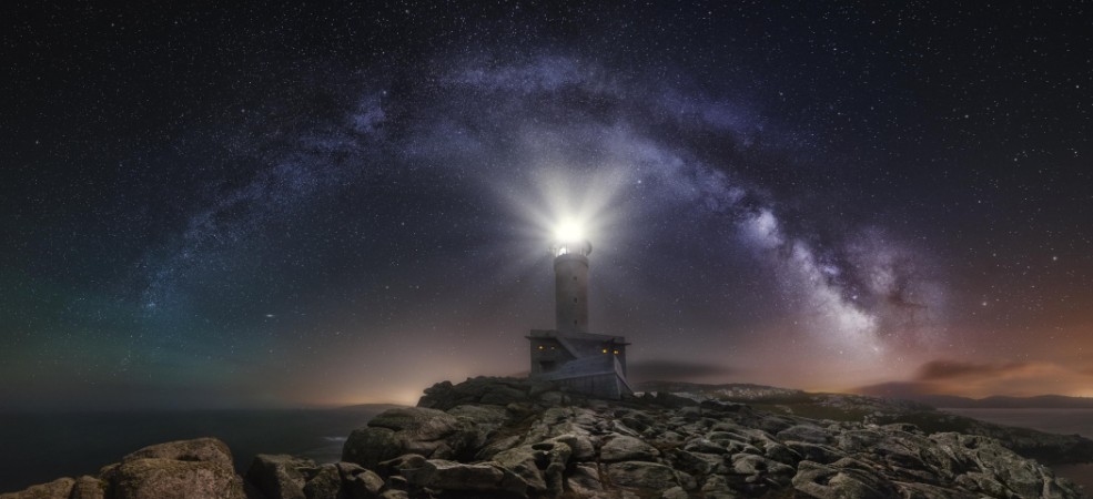 Bild på Lighthouse and Milky Way