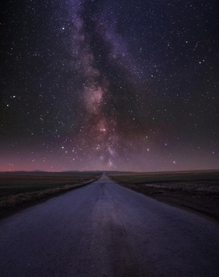 Walk to Milky Way photowallpaper Scandiwall