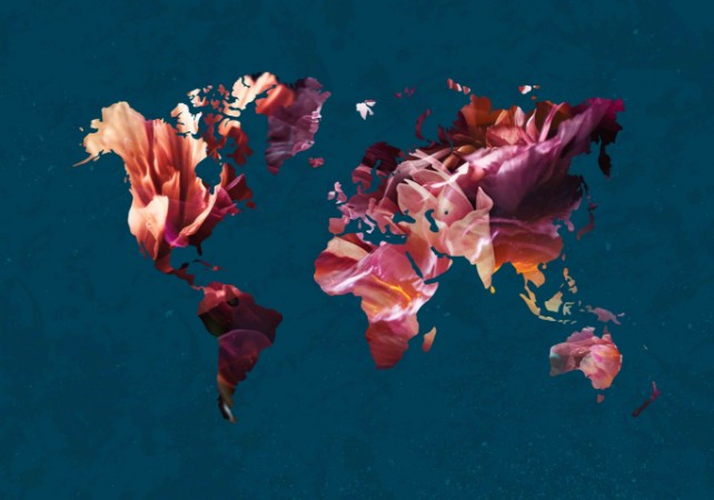 World Map Flowers photowallpaper Scandiwall