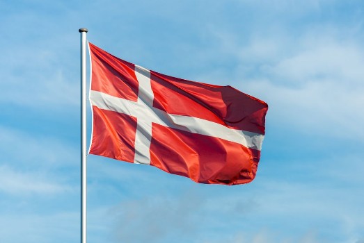 Bild på Danish Flag waving in the wind