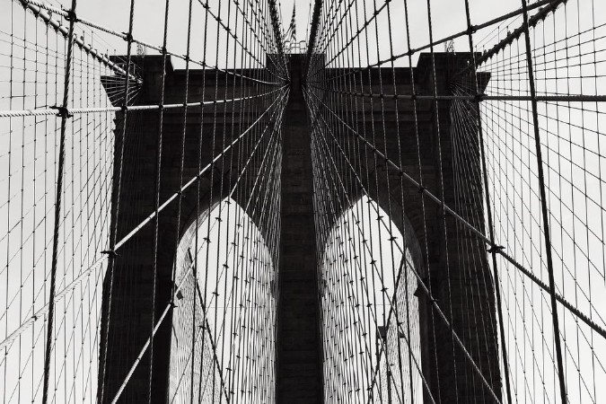 Brooklyn Bridge photowallpaper Scandiwall