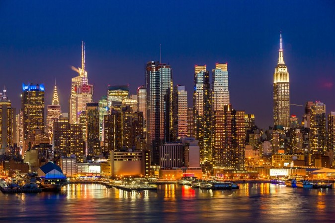 Bild på Manhattan Midtown Buildings Skyline Night