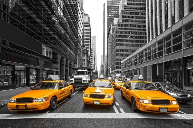 Yellow Taxis in New York City photowallpaper Scandiwall