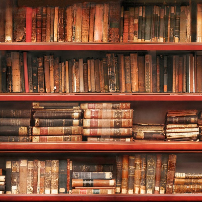 Bild på Old books on a Bookshelf