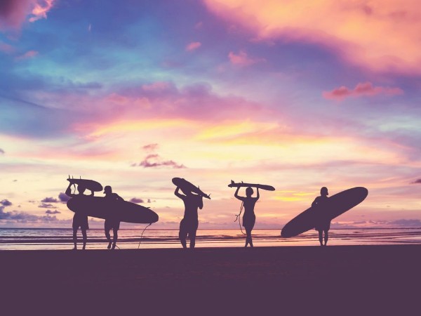 Bild på Surfer's Silhouettes