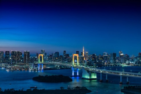 Bild på Regnbågsbro Tokyo