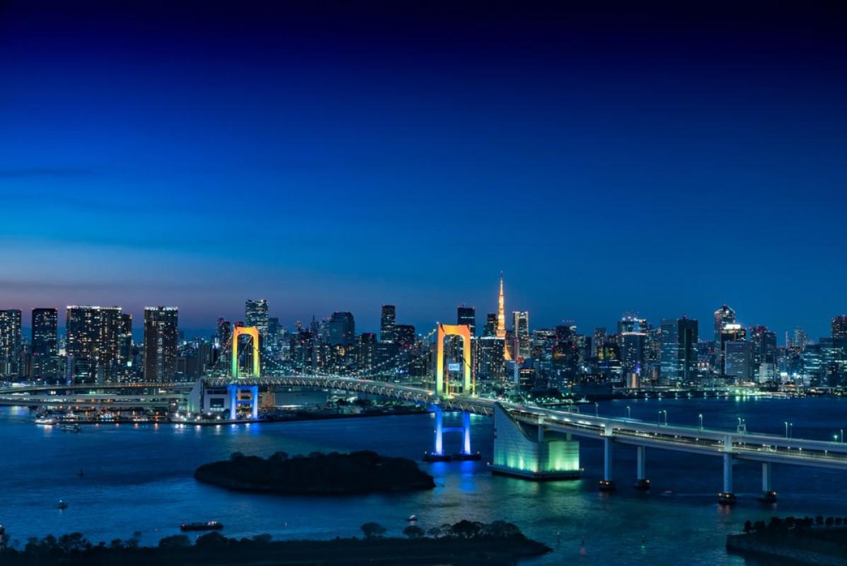 Bild på Regnbågsbro Tokyo