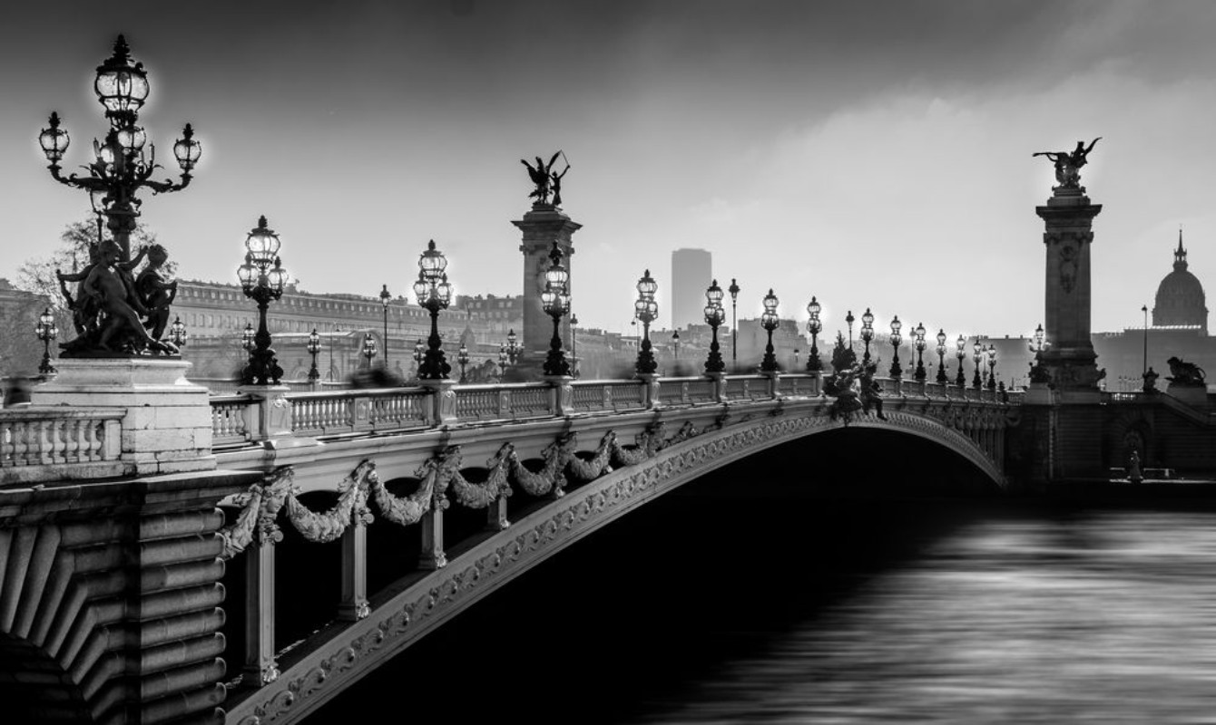 Picture of Alexander III Bridge