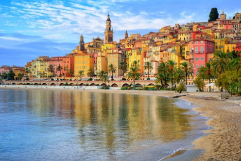 Image de Colorful medieval town Menton on Riviera Mediterranean sea Fra