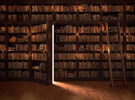 Afbeeldingen van Secret door in the bookcase Mysterious library with candle lighting With vintage stuff