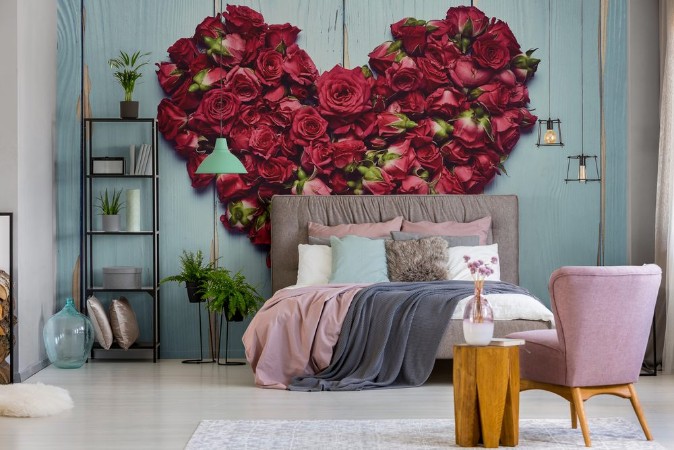 Bild på Heart shape of roses on wooden background