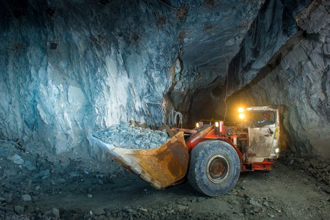 Bild på Gold mine tunnel