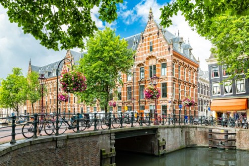 Bild på Kanal i Amsterdam