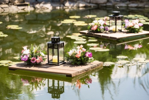 Bild på Lake with water lilies decorative rafts