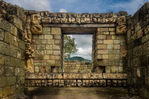 Afbeeldingen van Carved detail at Mayan Ruins - Copan Archaeological Site Honduras