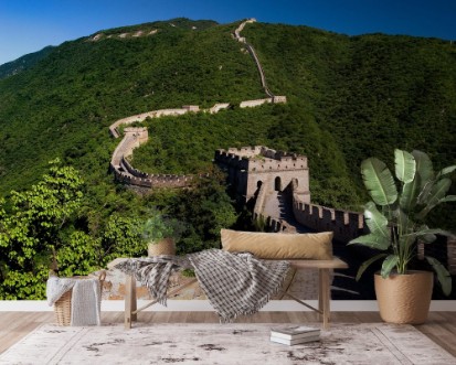 Afbeeldingen van The Great Wall of China on the green mountain slopes China