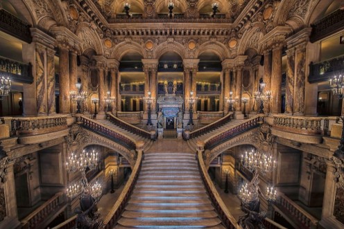 Afbeeldingen van Stairway inside the Opera house Palais Garnier