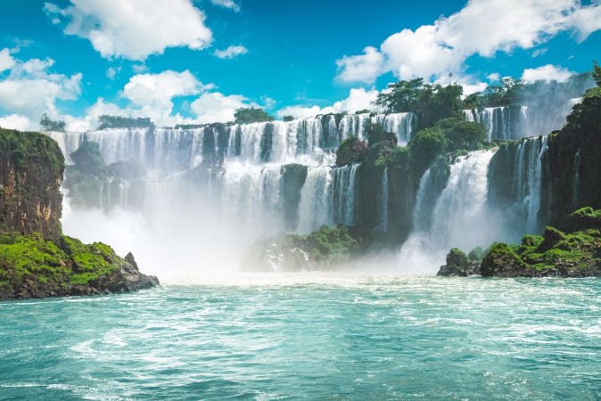 Afbeeldingen van The amazing Iguazu waterfalls in Brazil