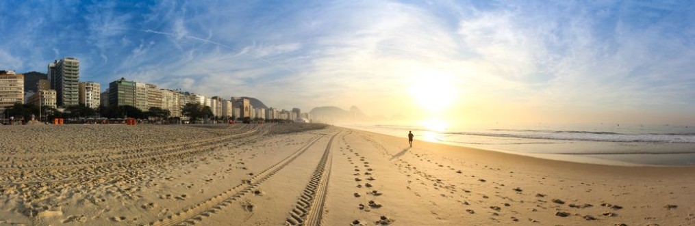 Afbeeldingen van Sunrise at Copacabana