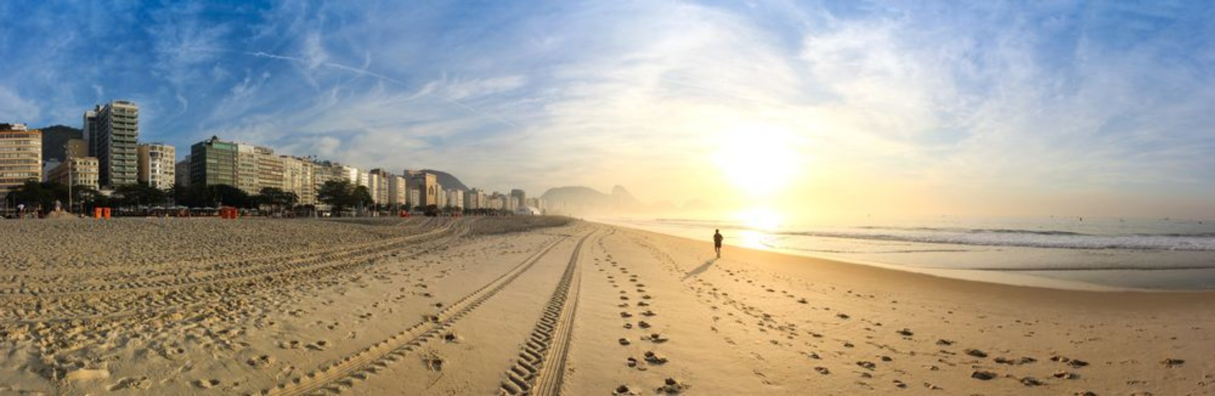 Bild på Sunrise at Copacabana