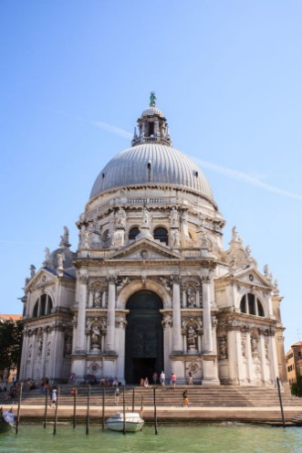 Afbeeldingen van View of basilica of St Mary of Health in Venice Italy