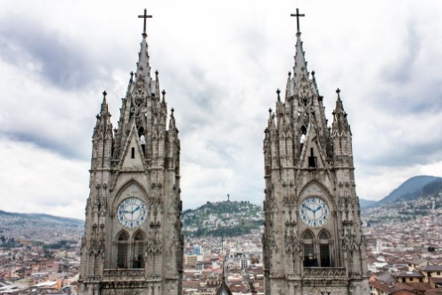 Afbeeldingen van Twin towers Quito Ecuador