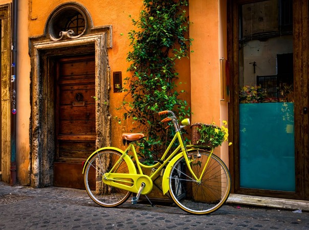 Image de Bicycle parked on the street in Rome Italy