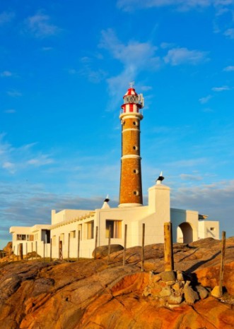 Afbeeldingen van Uruguay Rocha Department View of the lighthouse in Cabo Polonio
