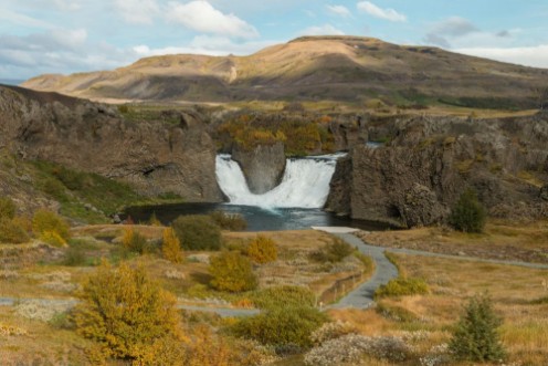 Afbeeldingen van Thjorsardalur Waterfall in Iceland