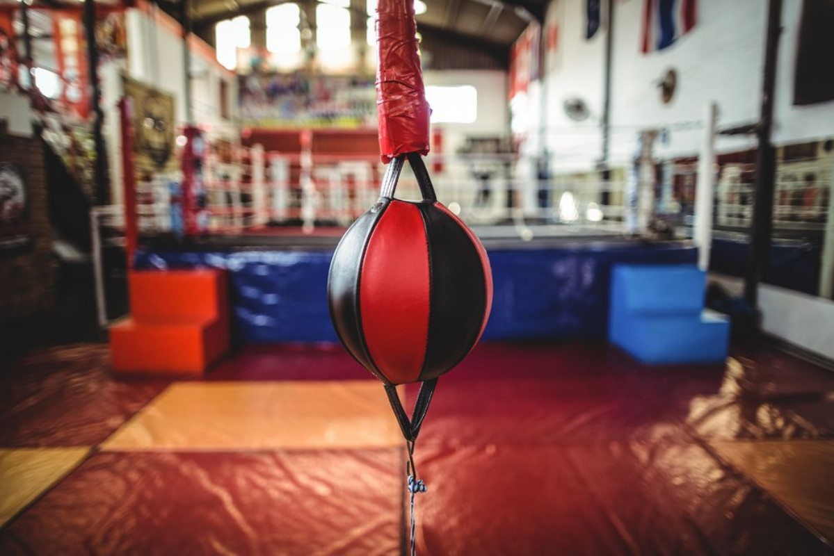 Afbeeldingen van Speed boxing ball in fitness studio