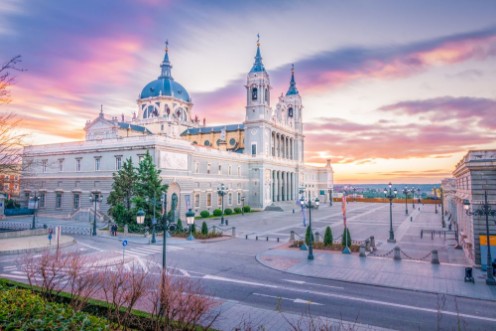 Afbeeldingen van The Cathedral of Madrid