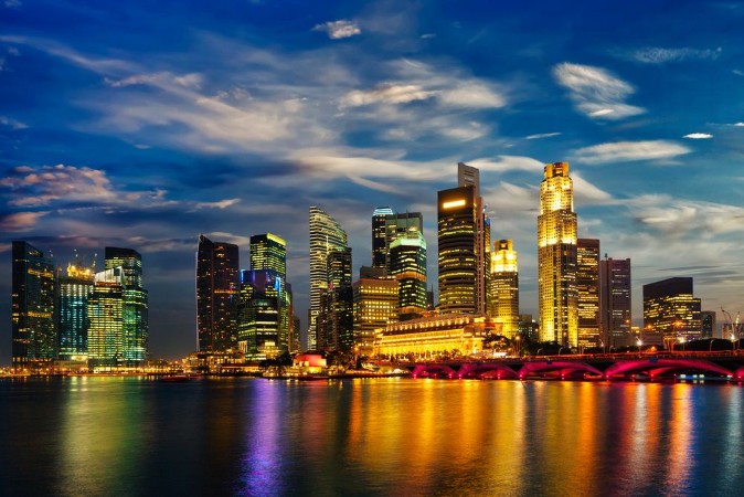 Singapore skyline in evening photowallpaper Scandiwall