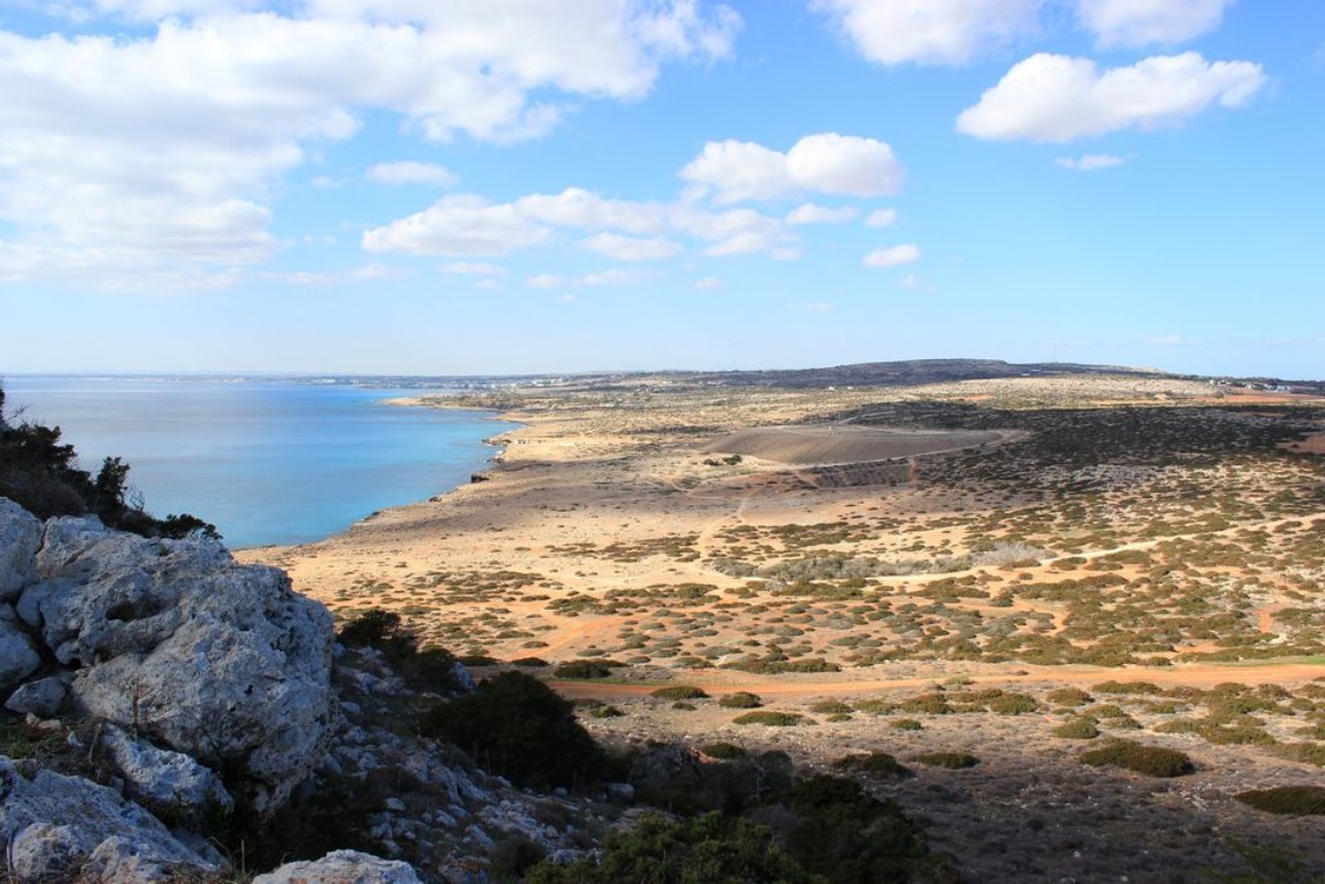 Afbeeldingen van Blick ber Zypern mit der Kste bei Kap Greco