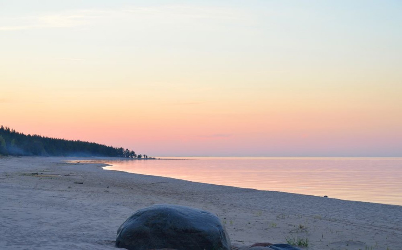 Bild på Ladoga lake at sunset