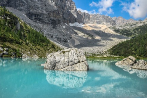 Afbeeldingen van Sorapis Lake Dolomites Italy