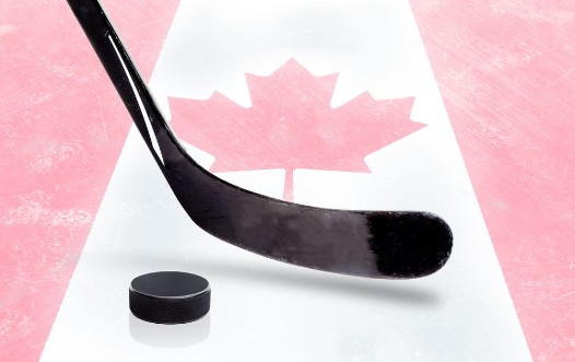Afbeeldingen van Hockey Stick and Puck With Canadian Flag on Ice