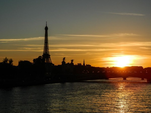 Bild på Beautiful sunset panorama of Paris with Eifell tower