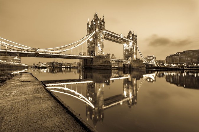Afbeeldingen van Tower Bridge in London UK