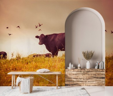 Afbeeldingen van Cow grazing with birds vintage