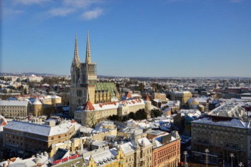 Afbeeldingen van Zagreb Croatia as seen from above