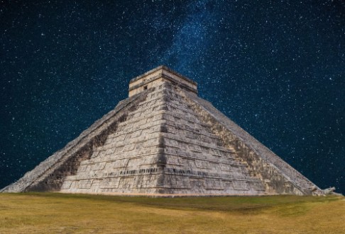 Afbeeldingen van Pyramid in Chichen Itza Tulum Cancun Yucatan Mexico