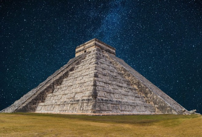 Picture of Pyramid in Chichen Itza Tulum Cancun Yucatan Mexico