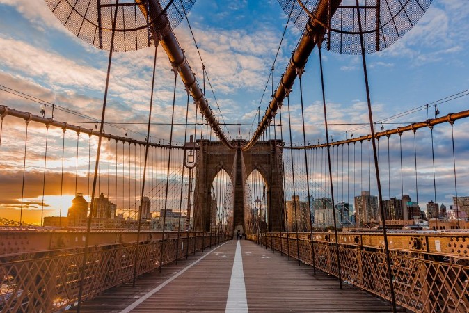 Bild på New York Brooklyn  bridge empty