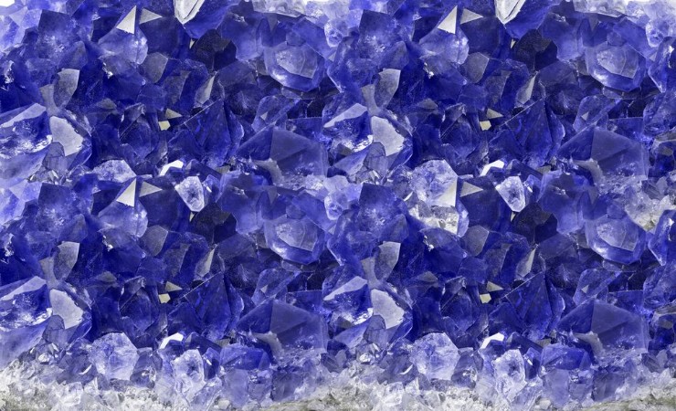 Bild på Blue sapphire background macro