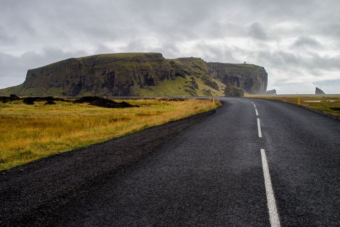 Afbeeldingen van Road to dyrholaey in Iceland