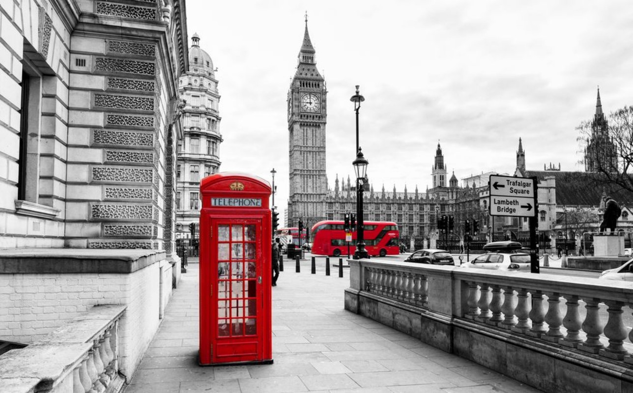 Afbeeldingen van London Telephone Booth and Big Ben