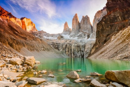 Afbeeldingen van Laguna torres with the towers at sunset Torres del Paine National Park Patagonia Chile